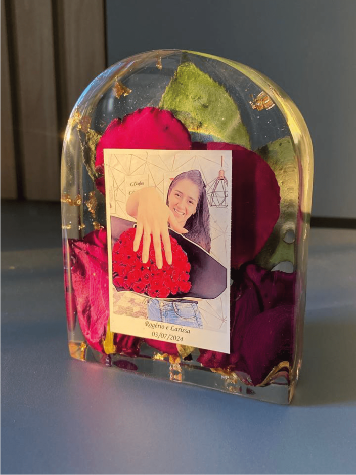 Portal-de-Flores-4-Eternizacao-e-Trabalhos-em-Resina-Amore-Resina.png